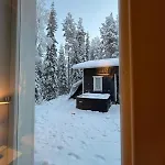 Forest Villa, Sauna And Jacuzzi On The Edge Of The Center Vila