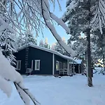 Forest Villa, Sauna And Jacuzzi On The Edge Of The Center Vila Rovaniemi