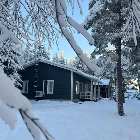 Forest Villa, Sauna And Jacuzzi On The Edge Of The Center Villa Rovaniemi