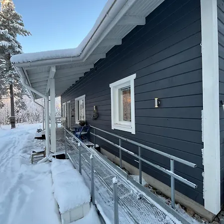 Forest Villa, Sauna And Jacuzzi On The Edge Of The Center Villa Rovaniemi